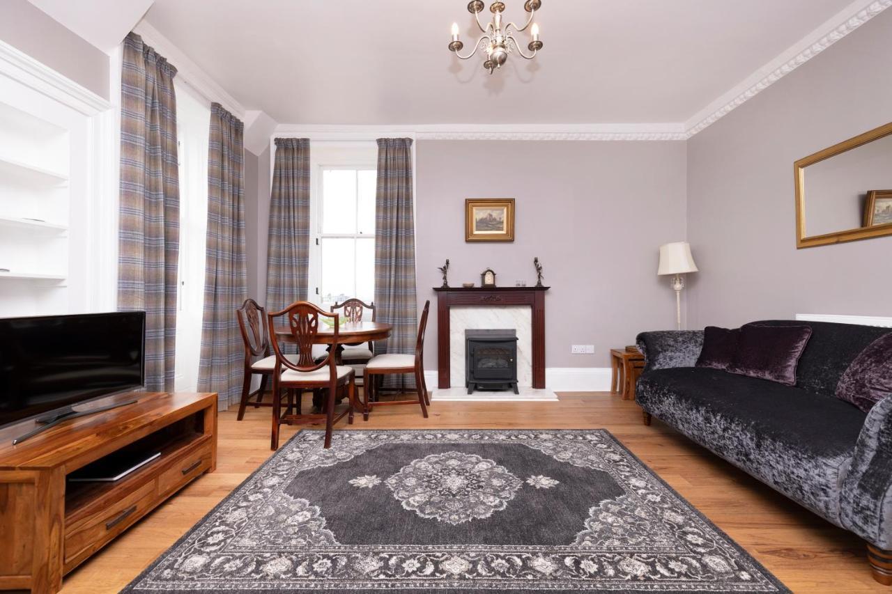 Joivy Cozy Apt Near Edinburgh Castle מראה חיצוני תמונה