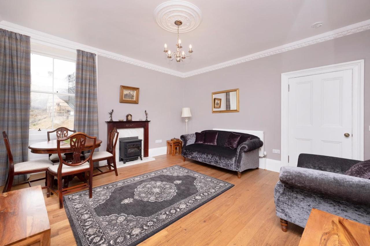 Joivy Cozy Apt Near Edinburgh Castle מראה חיצוני תמונה